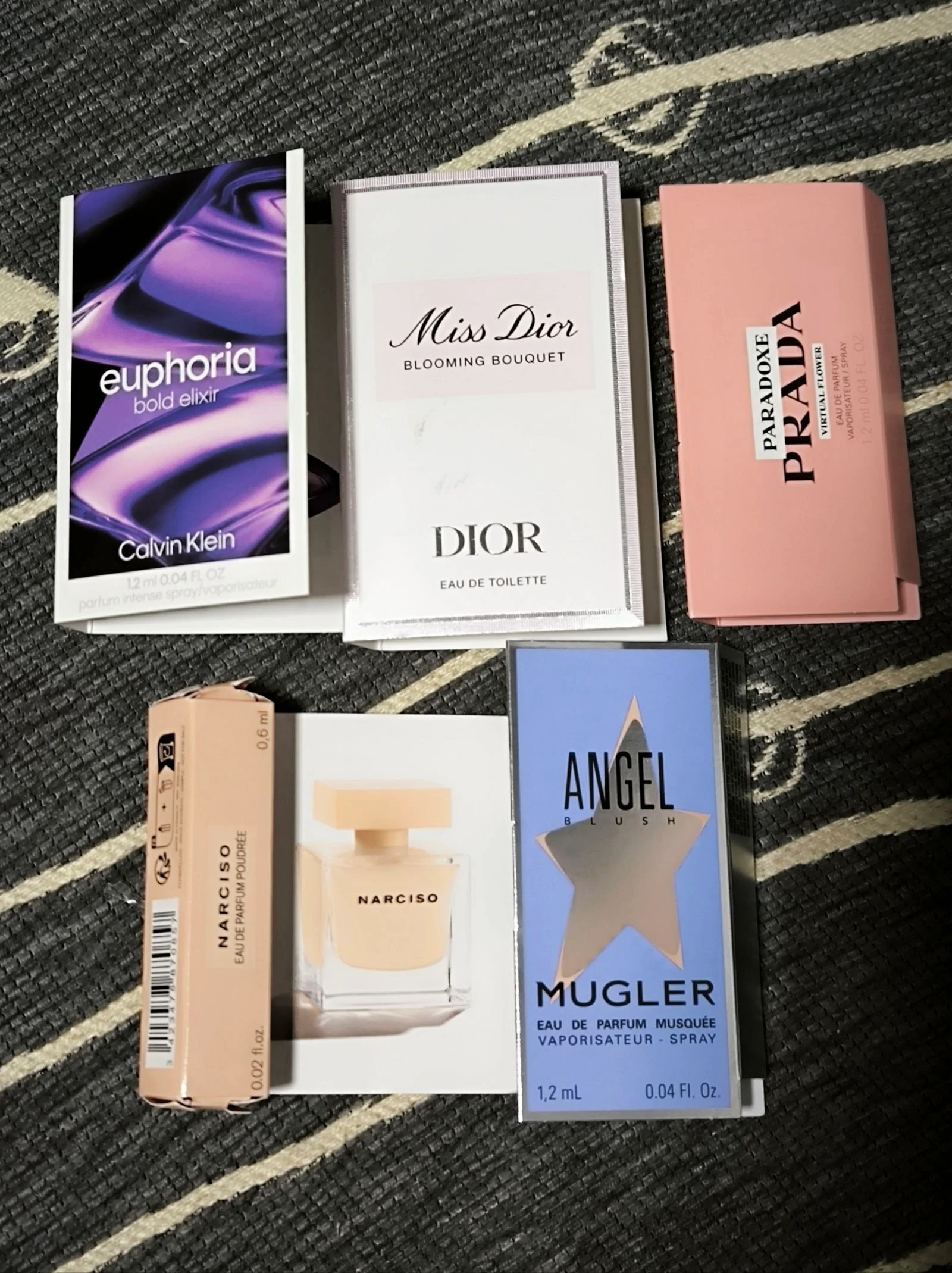 25 perfumes (group 2) – photo 6